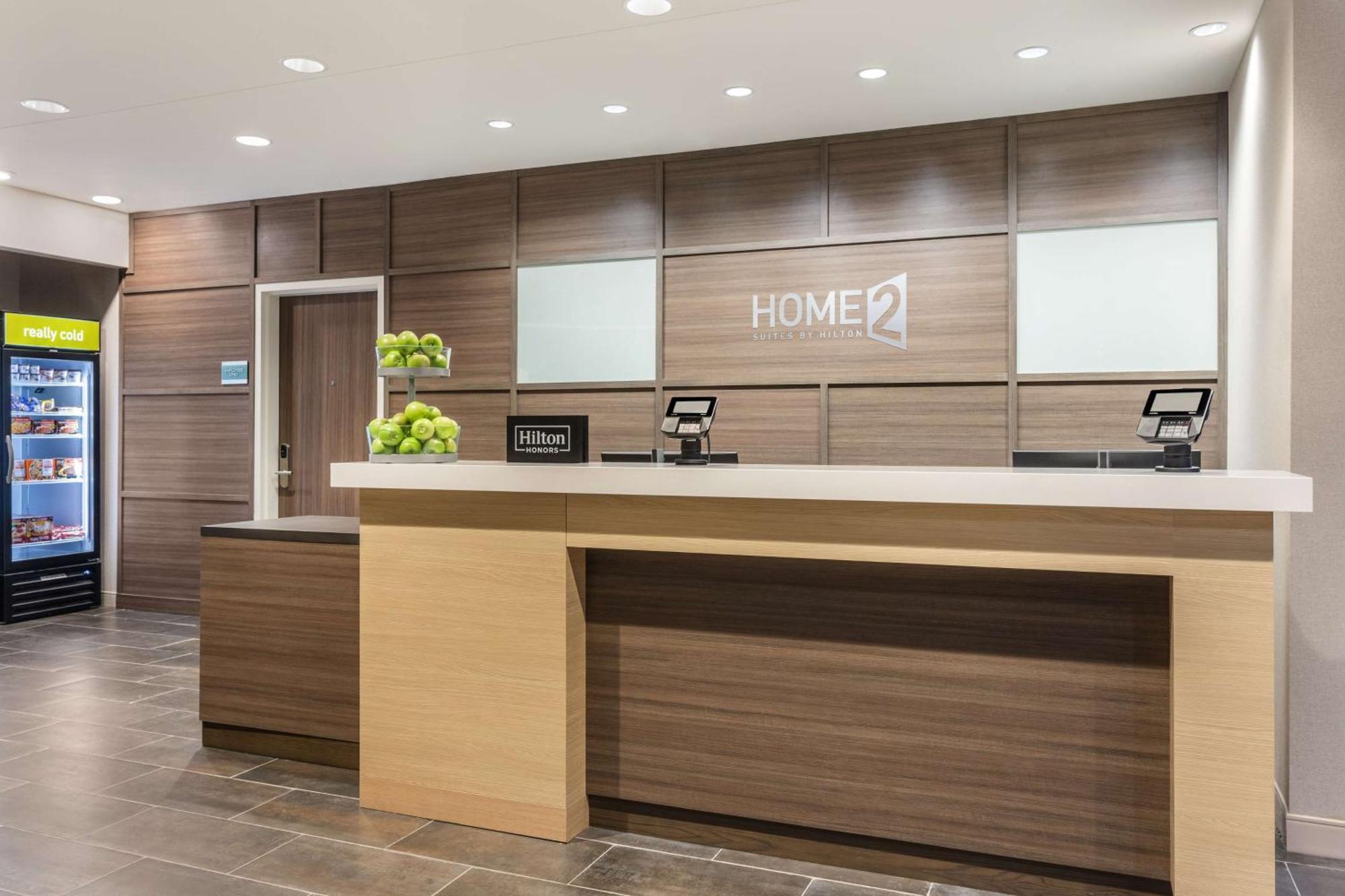 Home2 Suites By Hilton Cedar Rapids Westdale ภายนอก รูปภาพ
